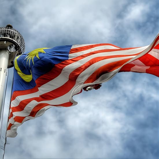 *17or19Hrs Kuala Lumpur Flexible Day&Night Car Tour from Singapore w’ Tour Guide at Skybridge Petronas Twin Towers, Singapore, Singapore