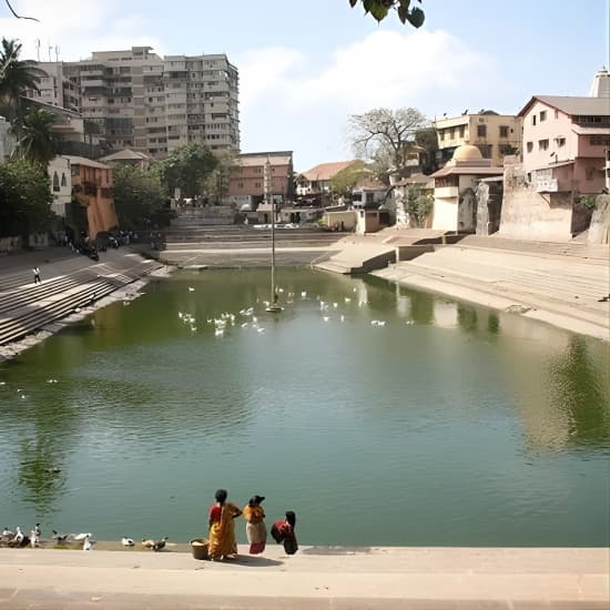 Banganga Walkeshwar Walking Tour at Hotel Banganga Arogya Bhavan, Mumbai, India