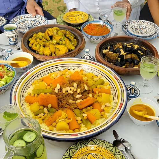 Cook Moroccan Food & Try on Traditional Clothes like a local at Angle Boulevard Tah/ Mohamed 6