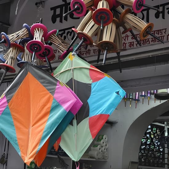 Jaipur Bazaar & Food Walking Tour at Roop Rani Bangles