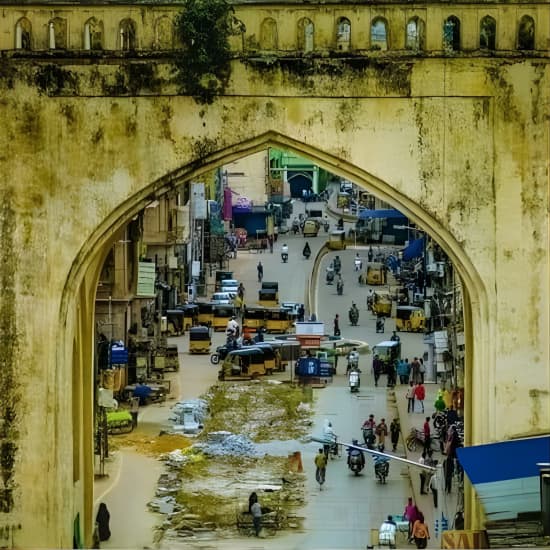 Old city Walking Tour in Charminar at Badshahi Ashoorkhana