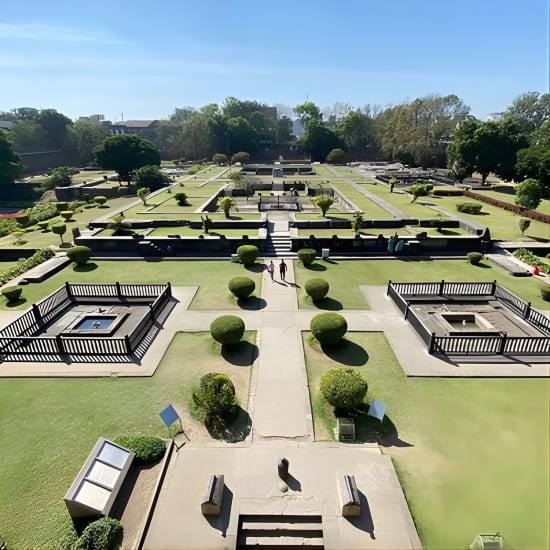 Pune Walking Tour with a Punekar at Shaniwarwada, Pune, India