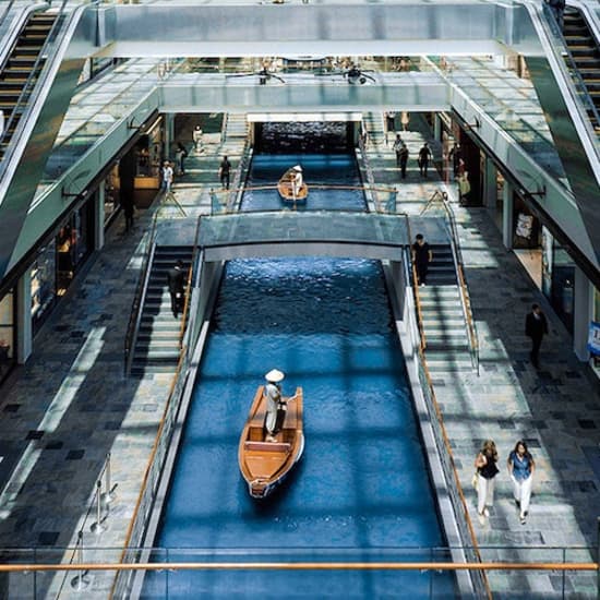 Sampan Ride at The Shoppes