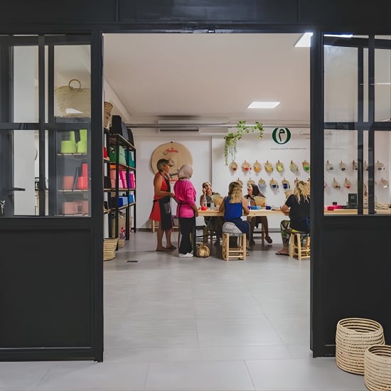 Workshop – personalization and embroidery techniques on basket at Original Marrakech